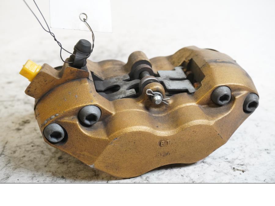 Baksidan på Bromsok från en Triumph Street Triple R -2009 motorcykel.