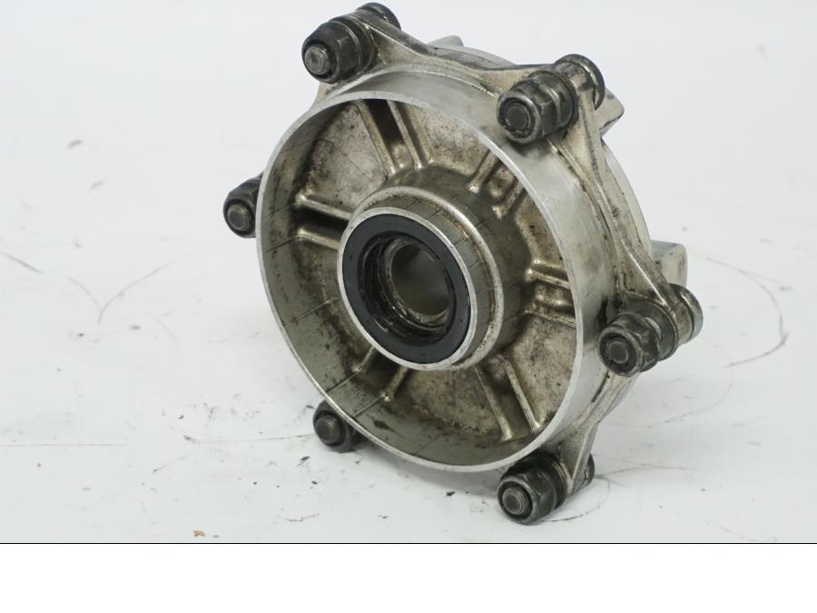 Snett uppifrån på Drevfäste från en Honda CBR 900 RR -2002 motorcykel.