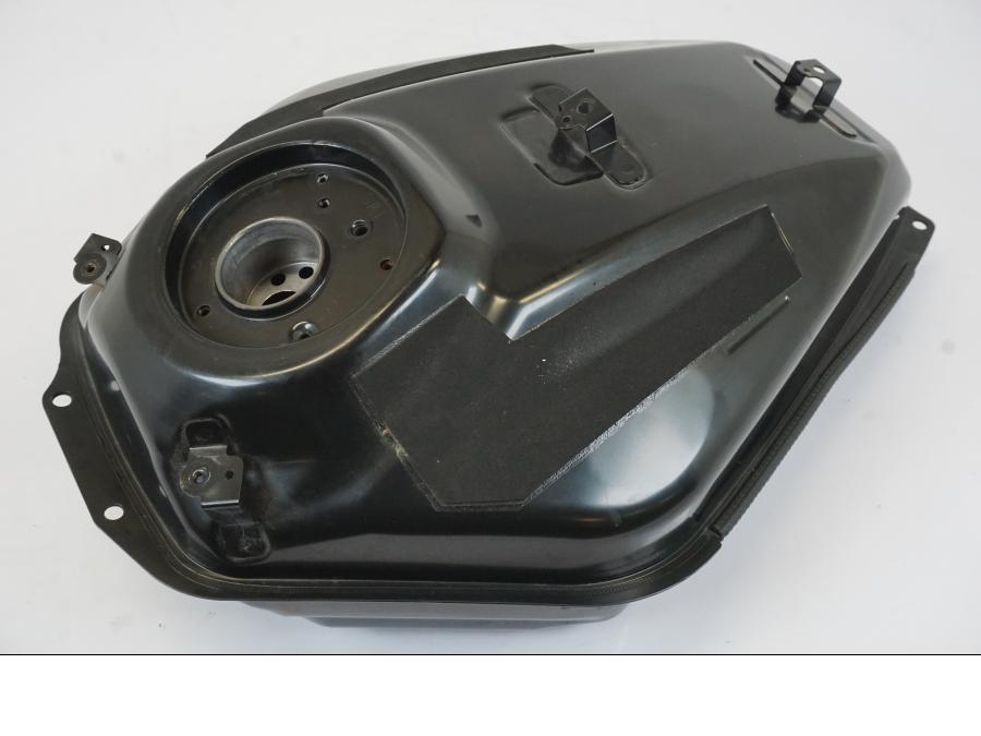 Baksidan på Bensintank från en Yamaha MT-07 -2016 motorcykel.