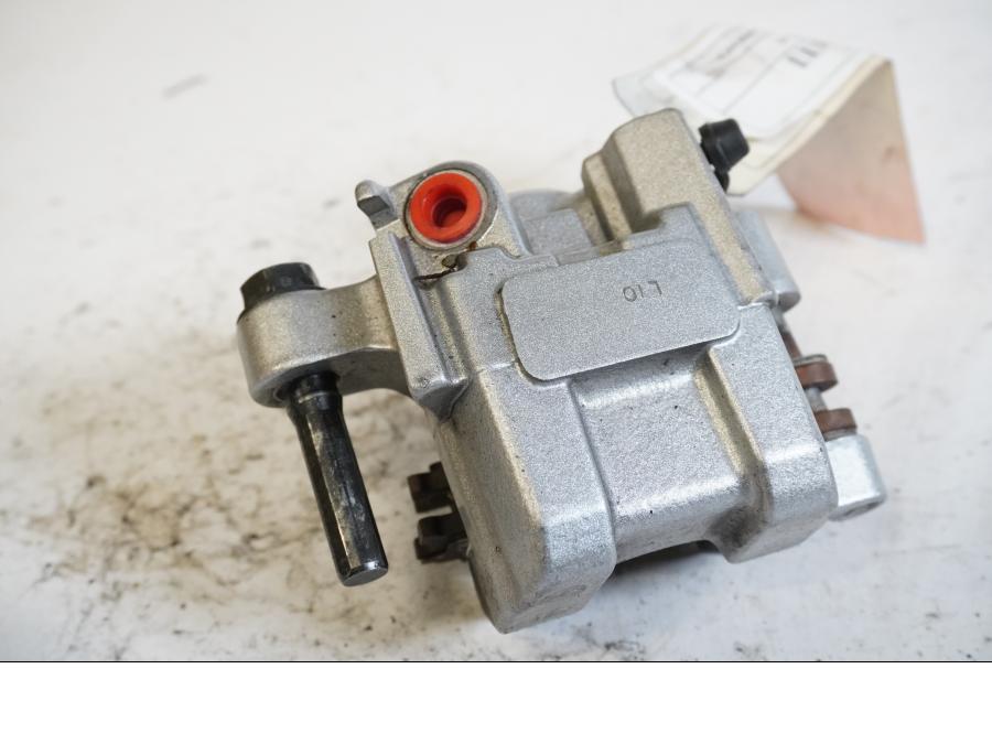 Baksidan på Bromsok från en Kawasaki Z 1000 -2008 motorcykel.