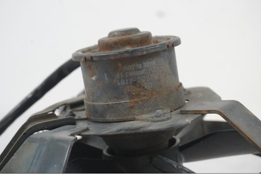 Extrabild1 på Vattenkylfläkt från en Suzuki SV 650 S -2005 motorcykel.