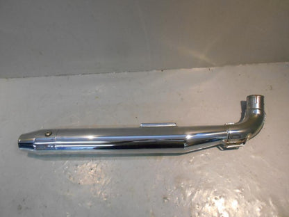 Framsidan på Ljuddämpare från en Triumph Rocket III -2006 motorcykel.