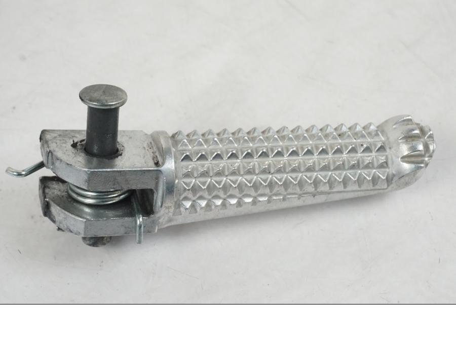 Framsidan på Fotpinne från en Yamaha MT-09 -2019 motorcykel.