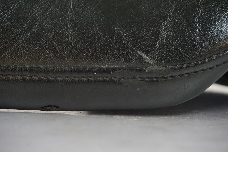 Extrabild1 på Sadel från en Yamaha XVS 1100 -2000 motorcykel.