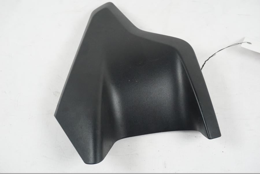 Baksidan på Luftvinge från en MV Agusta Dragster -2014 motorcykel.