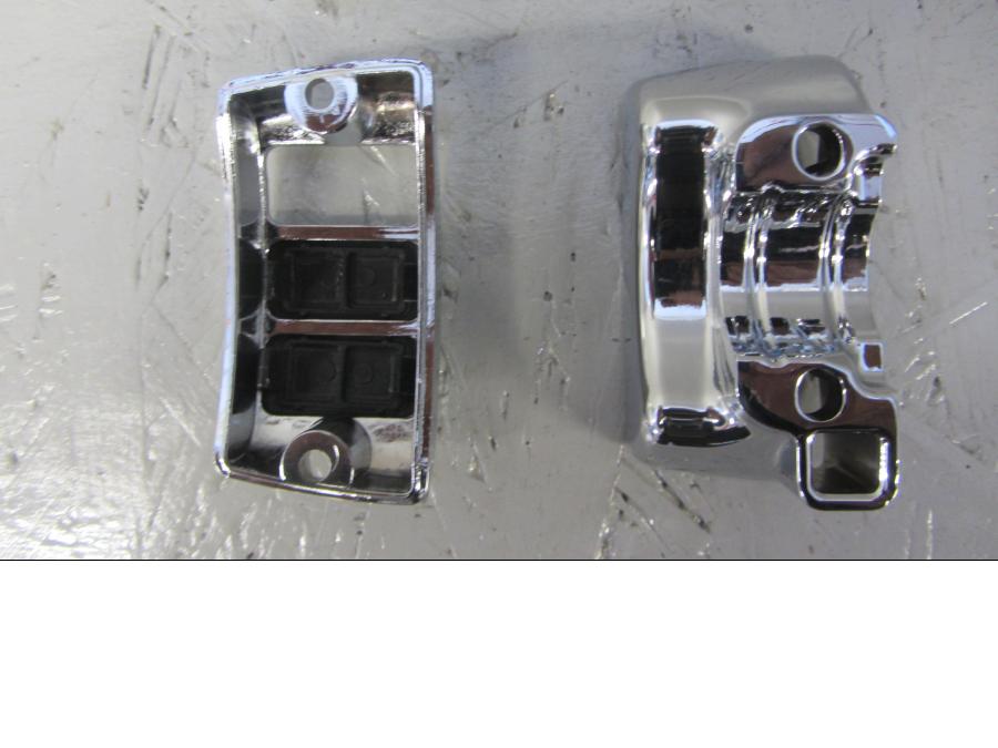 Baksidan på Styrelreglage från en H-D Harley diverse -1998 motorcykel.