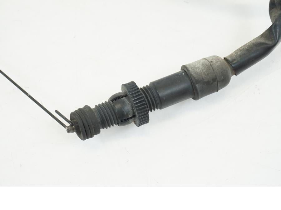 Baksidan på Bromsljuskontakt från en Honda XL 1000 V -1999 motorcykel.