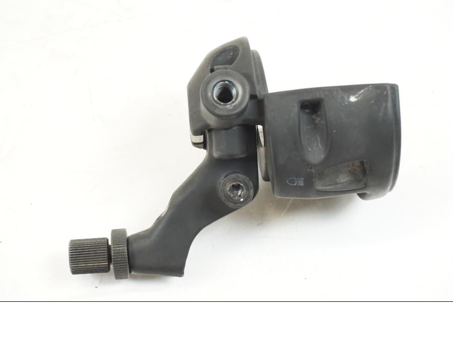 Snett uppifrån på Kopplingsklo från en BMW F 650 CS -2003 motorcykel.