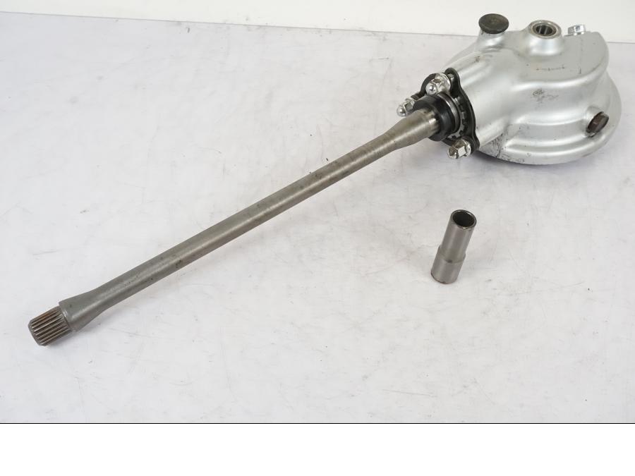 Framsidan på Slutväxel från en Suzuki VL 800 -2002 motorcykel.