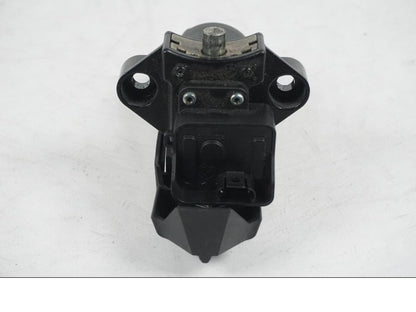 Extrabild6 på <p>Låssats från BMW F 800 S 2007.</p>

<p>Tanklock, 1st nyckel, tändningslås och låscylinder.</p> motorcykel.