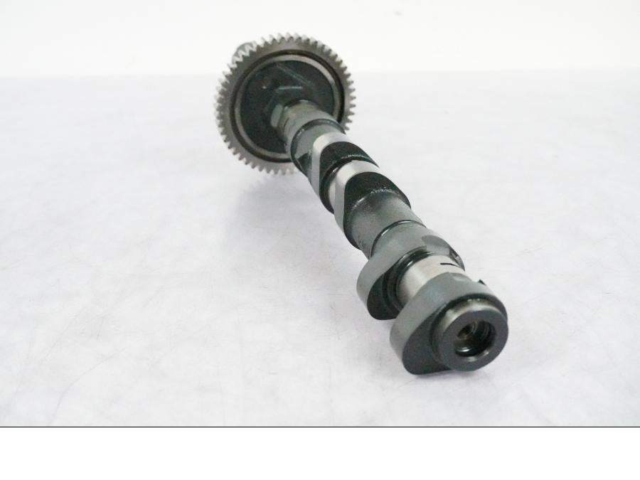 Höger sida på Kamaxel från en BMW K 1200 S -2005 motorcykel.