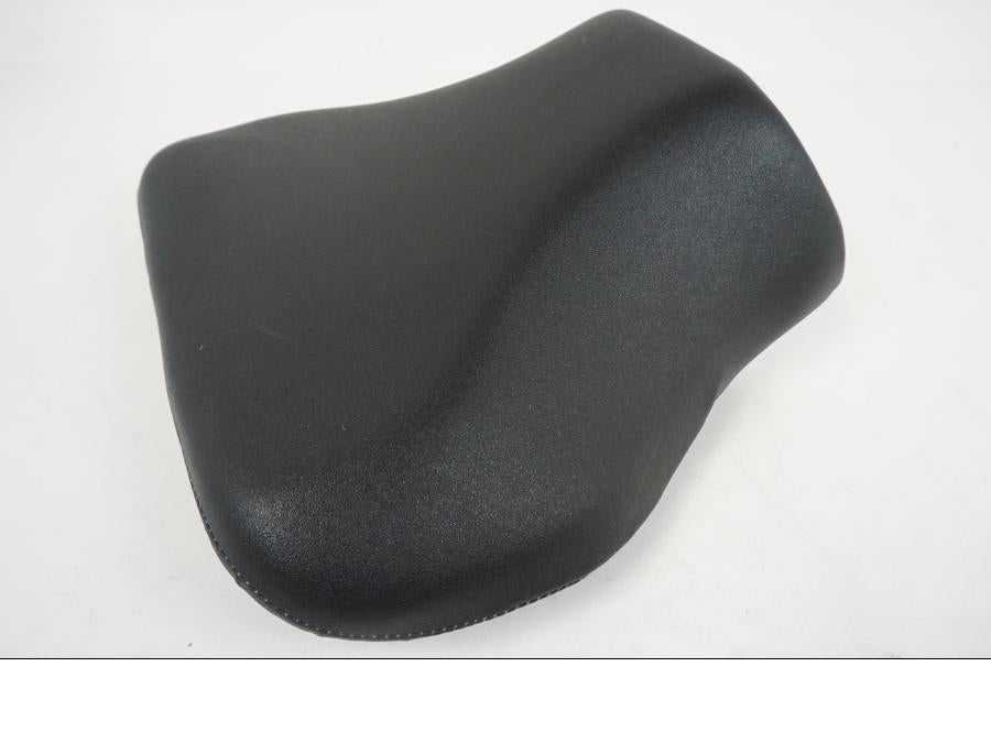 Snett uppifrån på Sadel från en Suzuki GSX-R 750 -2001 motorcykel.