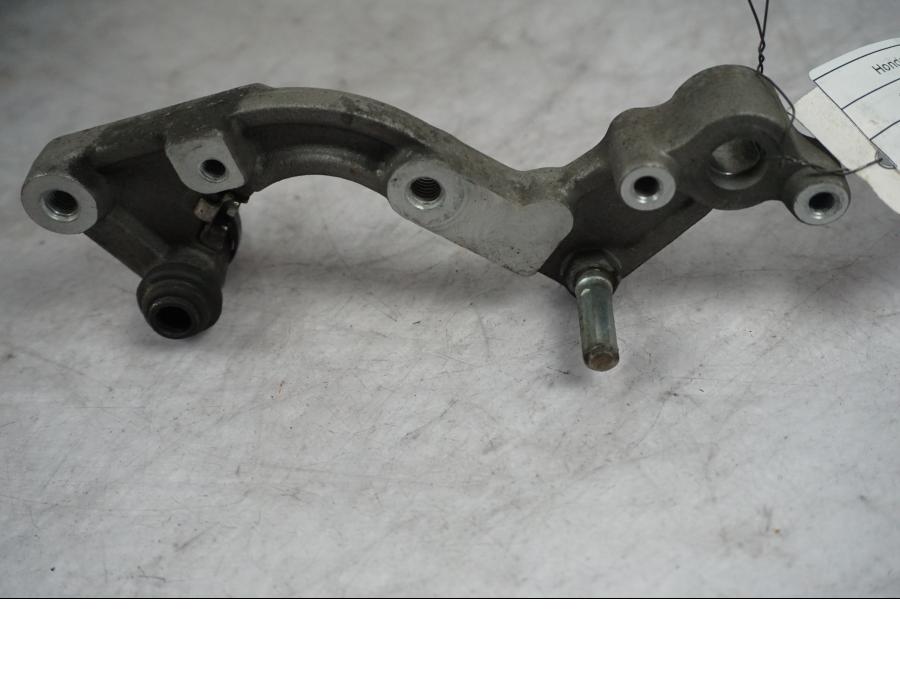 Baksidan på Bromsoksfäste från en Honda CTX 1300 -2014 motorcykel.