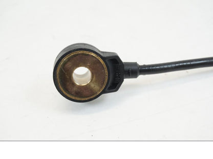 Snett nerifrån på Knacksensor från en Ducati Streetfighter V4 -2020 motorcykel.