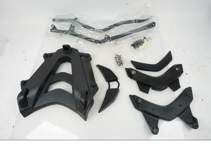 Baksidan på Topboxplatta från en Ducati Multistrada 1200 -2017 motorcykel.