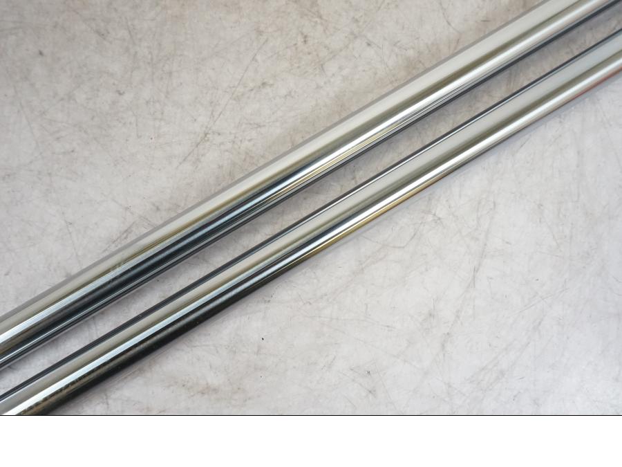 Extrabild1 på <p>Gaffelben höger och vänster inre till Suzuki K50 1979. Eftermarknadsdelar.</p> moped.