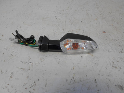 Framsidan på Blinkers från en Kawasaki Z 800 -2013 motorcykel.