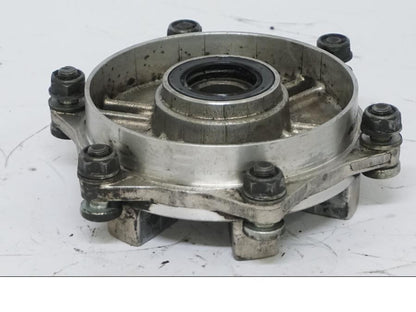 Framsidan på Drevfäste från en Honda CBR 900 RR -2002 motorcykel.