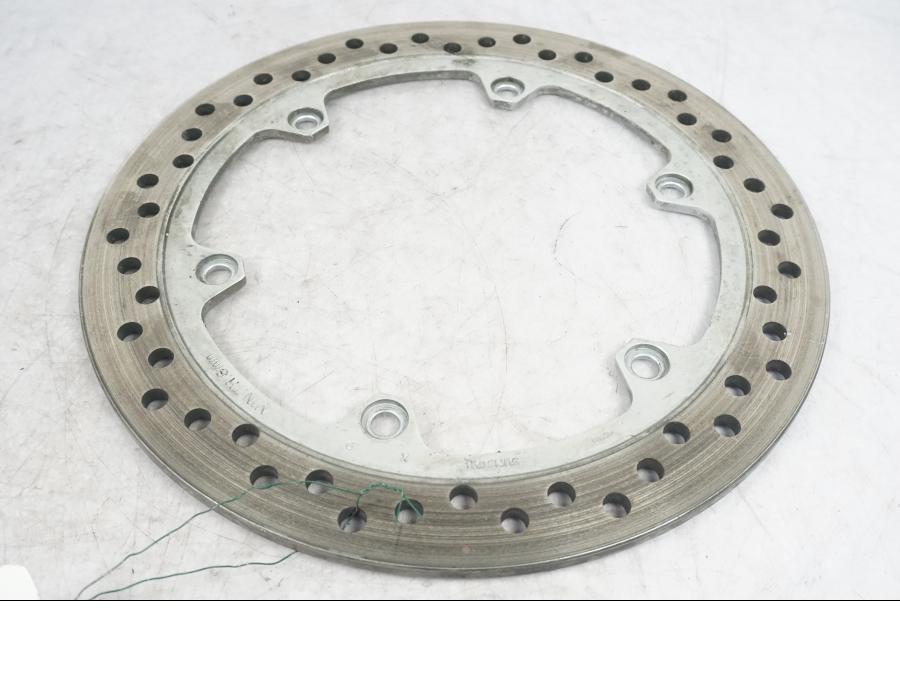 Framsidan på Bromsskiva från en Honda CTX 1300 -2014 motorcykel.