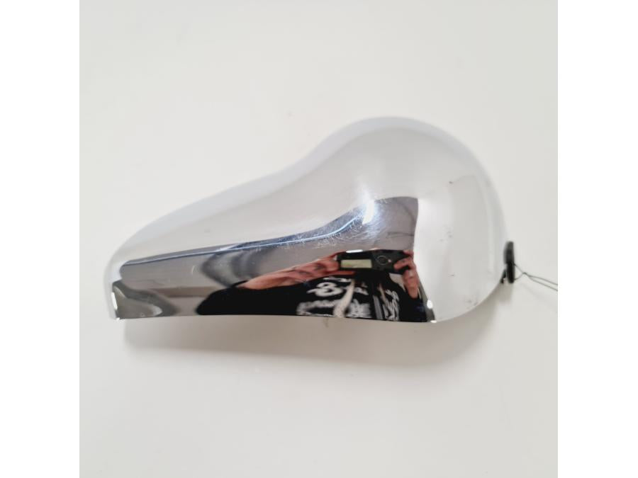 Baksidan på Luftburksdekor från en Suzuki GSX 750 -2001 motorcykel.