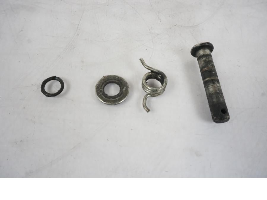 Baksidan på Fotpinne från en KTM 125 Duke -2017 motorcykel.