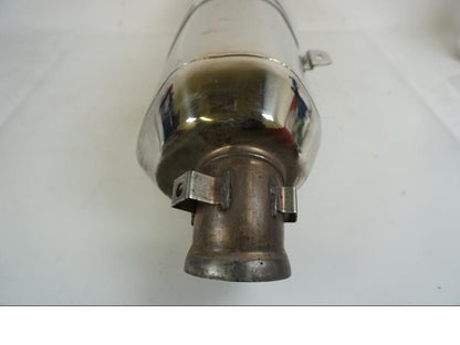 Snett uppifrån på Ljuddämpare från en BMW K 1300 S -2007 motorcykel.