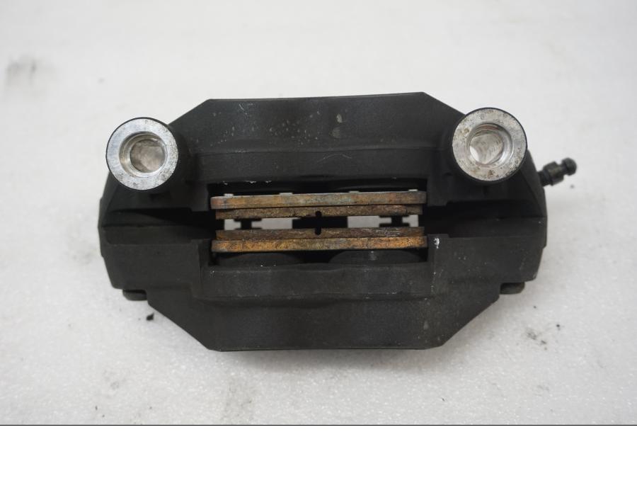 Snett uppifrån på Bromsok från en Suzuki GSX-R 1000 -2007 motorcykel.