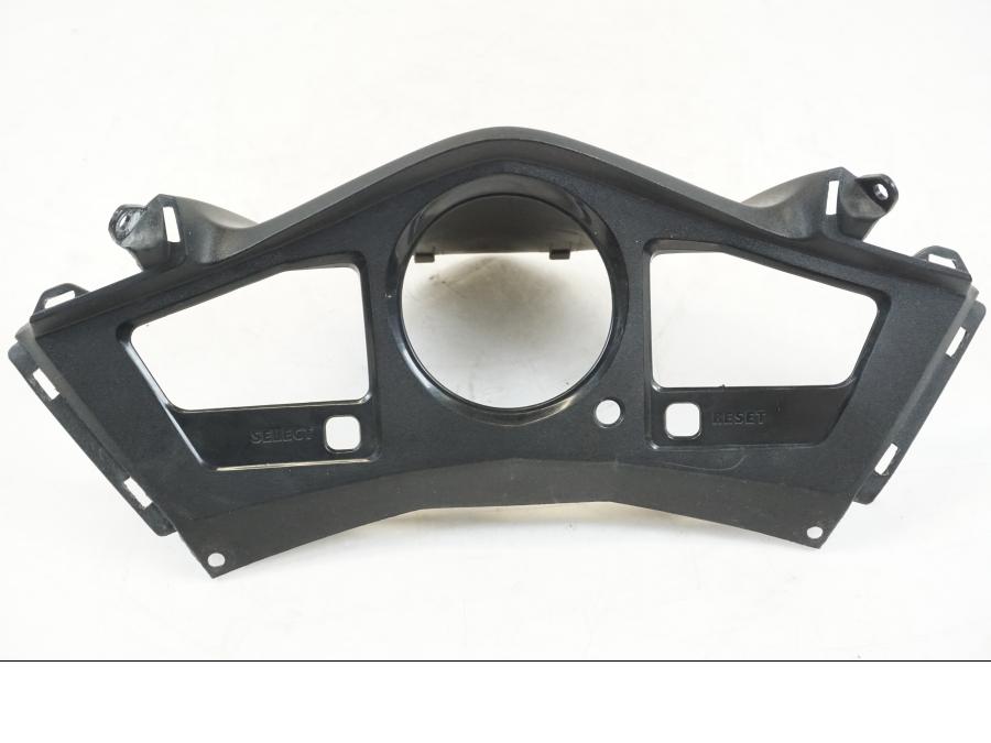 Framsidan på Instrumentkåpa från en Honda VFR 800 -2003 motorcykel.