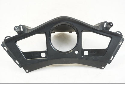 Framsidan på Instrumentkåpa från en Honda VFR 800 -2003 motorcykel.