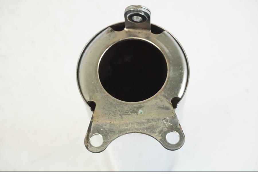 Snett uppifrån på Gaffeldekorrör från en Kawasaki VN 800 -2000 motorcykel.