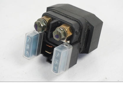 Framsidan på Startrelä från en Yamaha YZF 1000 R1 -2007 motorcykel.