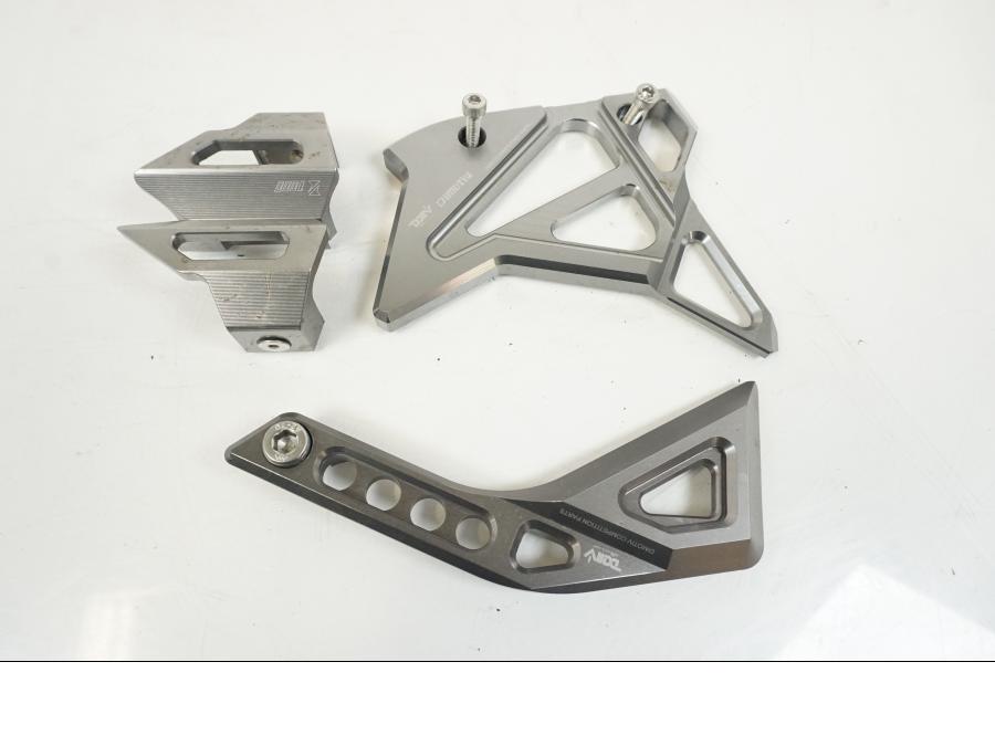 Framsidan på Ramdekor från en Kawasaki Z 1000 -2017 motorcykel.