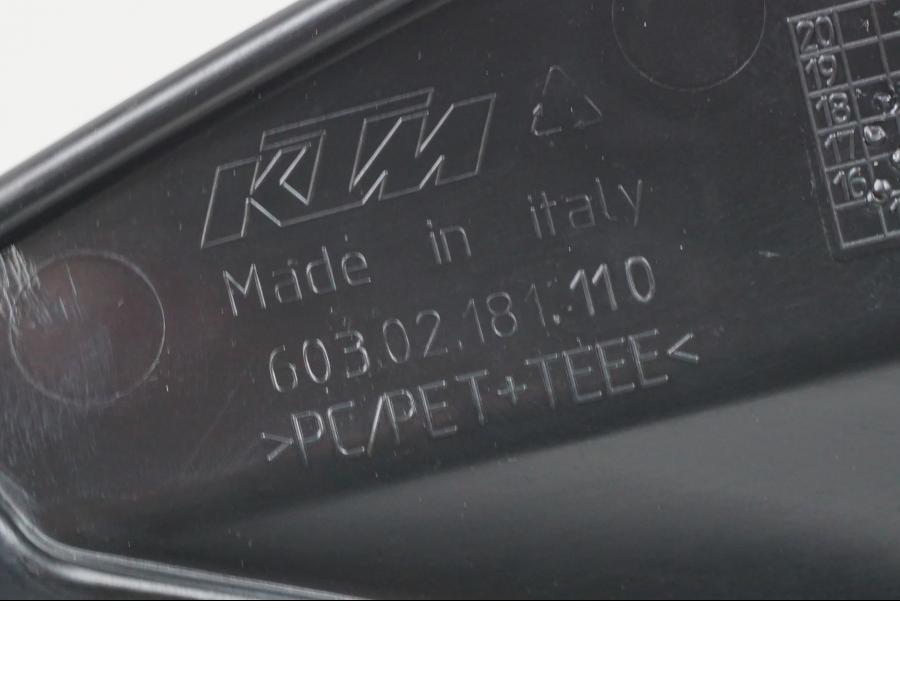 Extrabild4 på Handskydd från en KTM 1090 Adventure -2018 motorcykel.