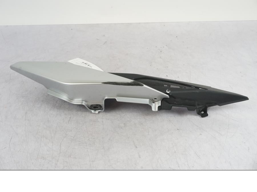 Framsidan på Bakvinge från en Yamaha MT-09 SP -2018 motorcykel.