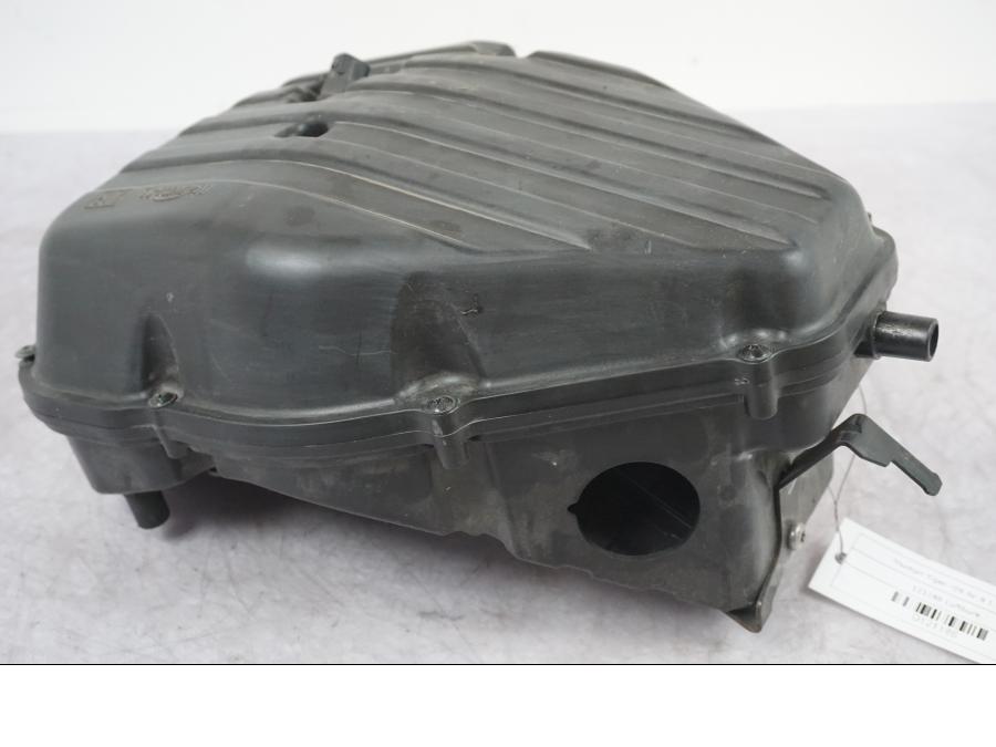 Framsidan på Luftburk från en Triumph Tiger -2009 motorcykel.