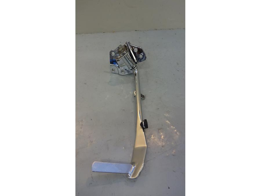 Framsidan på Sidostöd från en H-D Street Glide FLHX -2010 motorcykel.