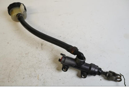 Framsidan på Bromshuvudcylinder från en Kawasaki GPX 750 R -1987 motorcykel.