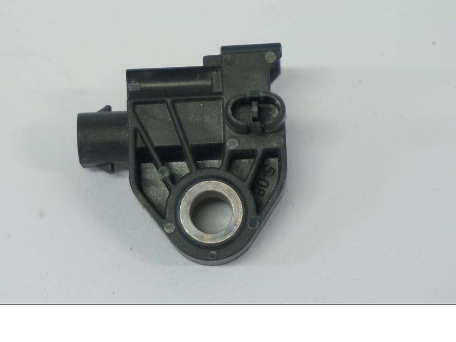 Vänster sida på Acceleration Sensor från en BMW R 1250 GS -2022 motorcykel.