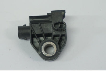 Vänster sida på Acceleration Sensor från en BMW R 1250 GS -2022 motorcykel.