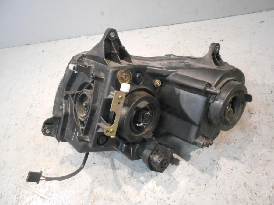 Höger sida på Strålkastare från en Honda GL 1800 -2001 motorcykel.