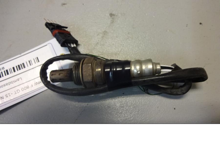 Framsidan på Lambdasond från en BMW F 800 GT -2015 motorcykel.