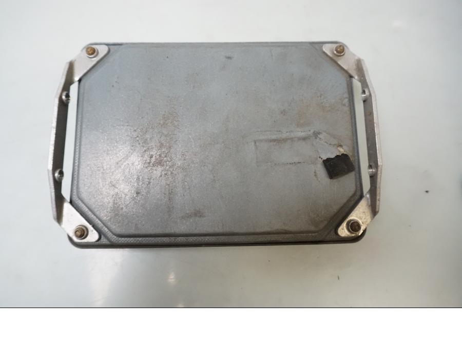 Framsidan på CDI / ECU från en BMW R 850 R -2004 motorcykel.