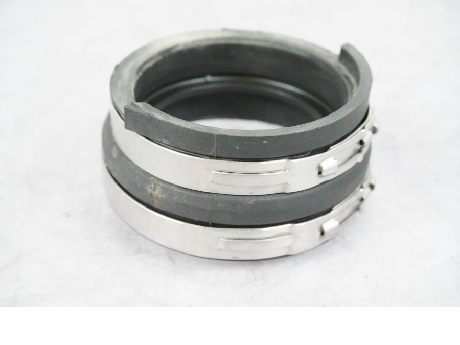 Framsidan på Insug från en BMW R 1250 GSA -2021 motorcykel.