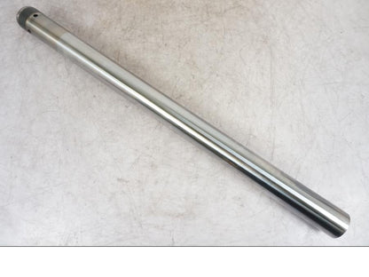 Snett nerifrån på Gaffelben från en Honda CB 600 Hornet -2003 motorcykel.