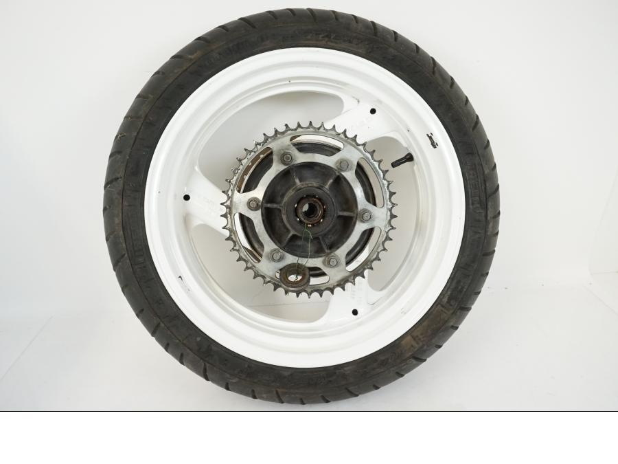 Baksidan på Hjulpaket från en Yamaha FZR 1000 -1990 motorcykel.