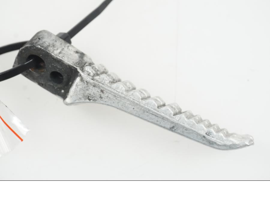 Höger sida på Fotpinne från en Suzuki GSX-R 1000 -2007 motorcykel.