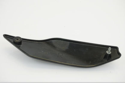 Vänster sida på Sidkåpa från en KTM 690 Duke -2012 motorcykel.