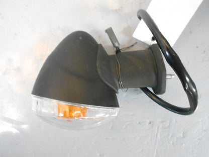 Höger sida på Blinkers från en Suzuki GSF 650 -2011 motorcykel.