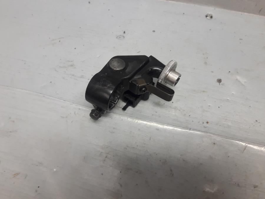 Framsidan på Kopplingsklo från en Yamaha FZ-6 -2004 motorcykel.