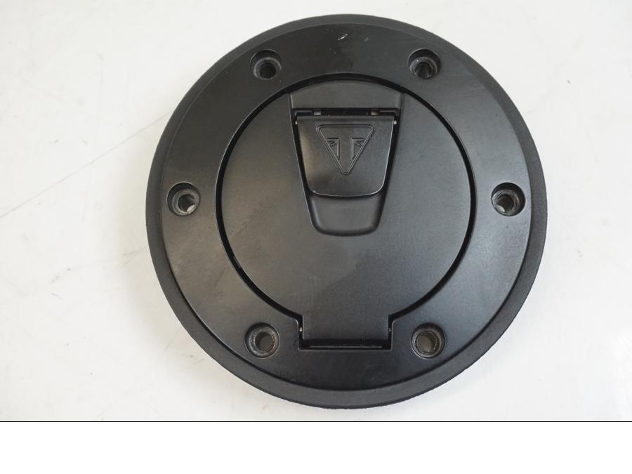 Framsidan på Tanklock från en Triumph Speed Triple -2021 motorcykel.